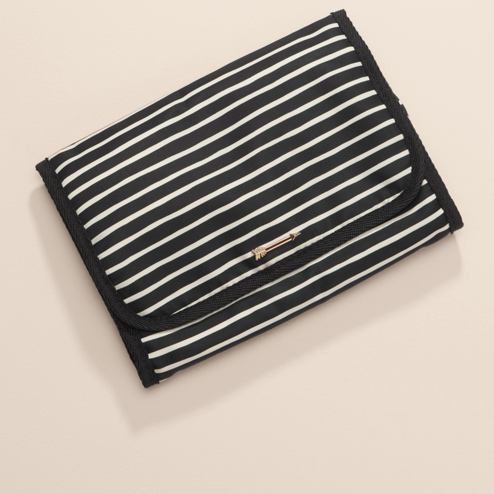 Hang On Accessories Travel Bag